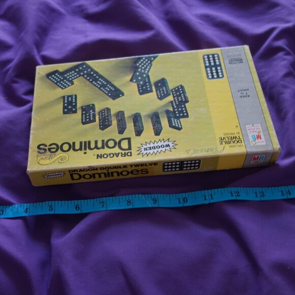 Vintage Milton  Bradley HALSAM DOUBLE TWELVE Wooden Dragon Dominoes 4133 - Picture 4 of 12